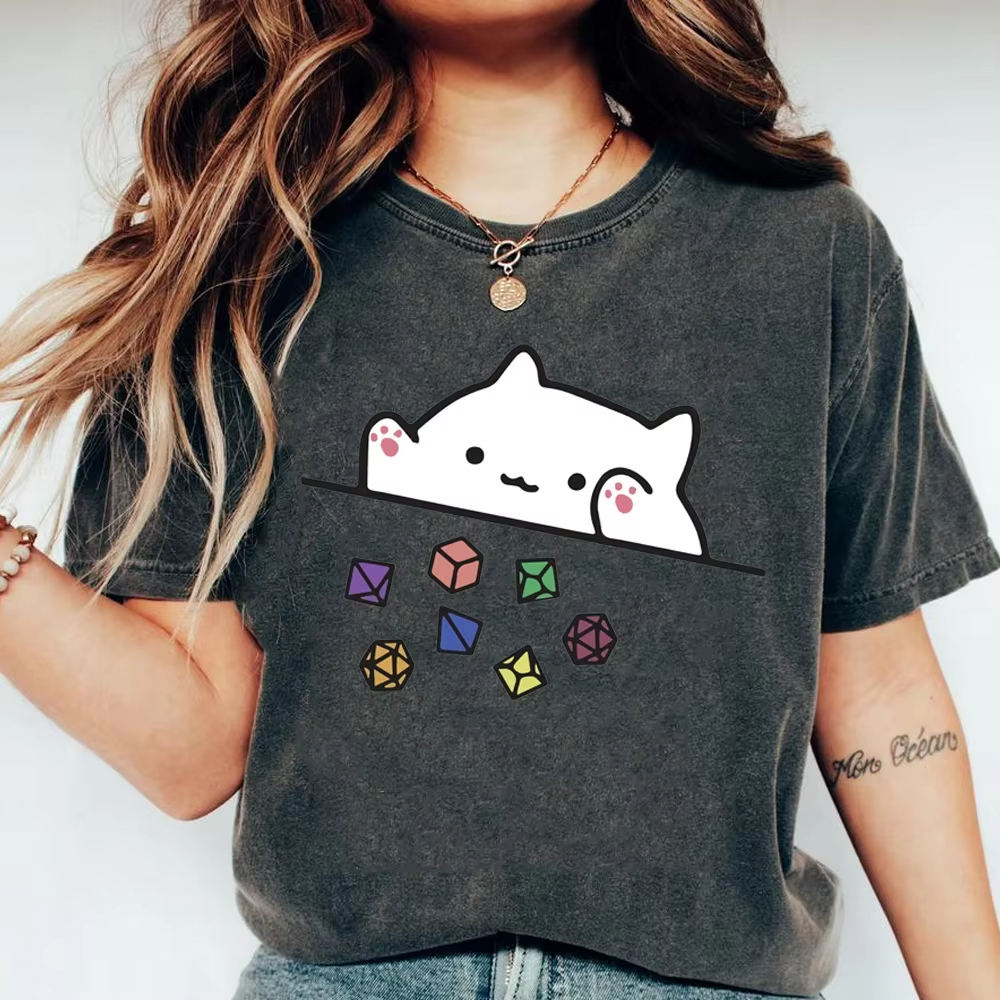 Funny Cat Throwing Dice 2026 T - огляд і ціна Retro Gaming In 2026